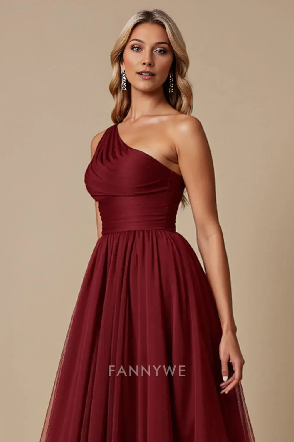 FannyWe Vestidos de Noche Sencillos Línea A Cabernet Un Hombro Tul Vestido Largo de Dama de Honor Venta Caliente